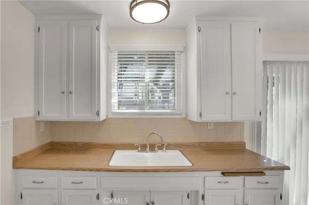 11918 Ringwood Avenue Norwalk, CA 90650
