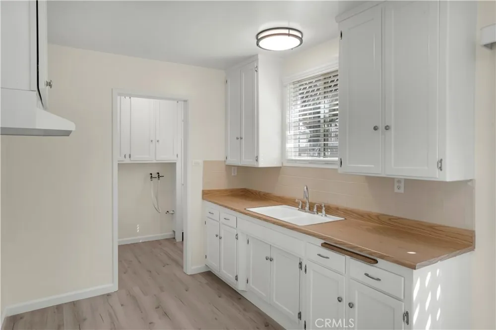 11918 Ringwood Avenue Norwalk, CA 90650