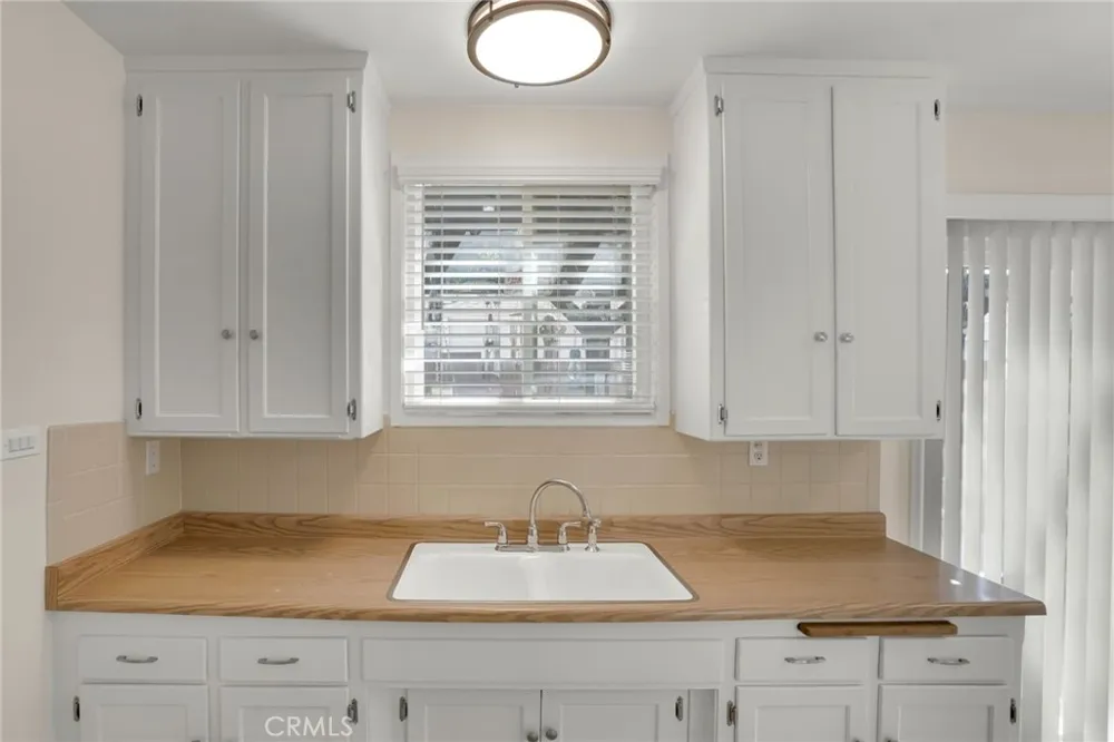 11918 Ringwood Avenue Norwalk, CA 90650