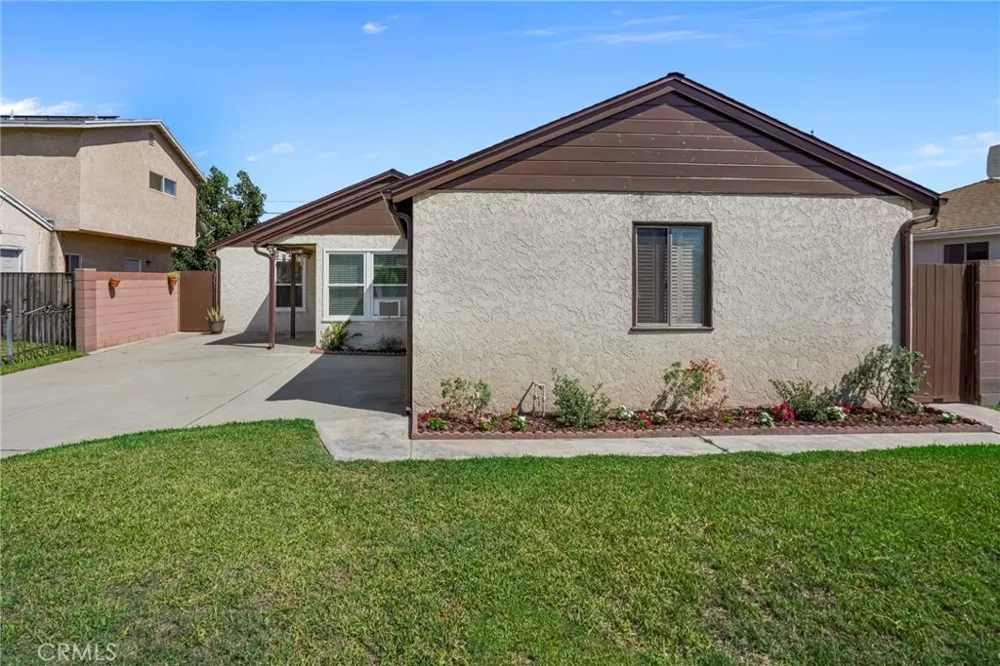 11918 Ringwood Avenue Norwalk, CA 90650