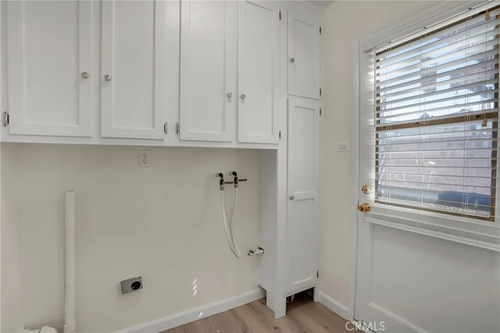 11918 Ringwood Avenue Norwalk, CA 90650