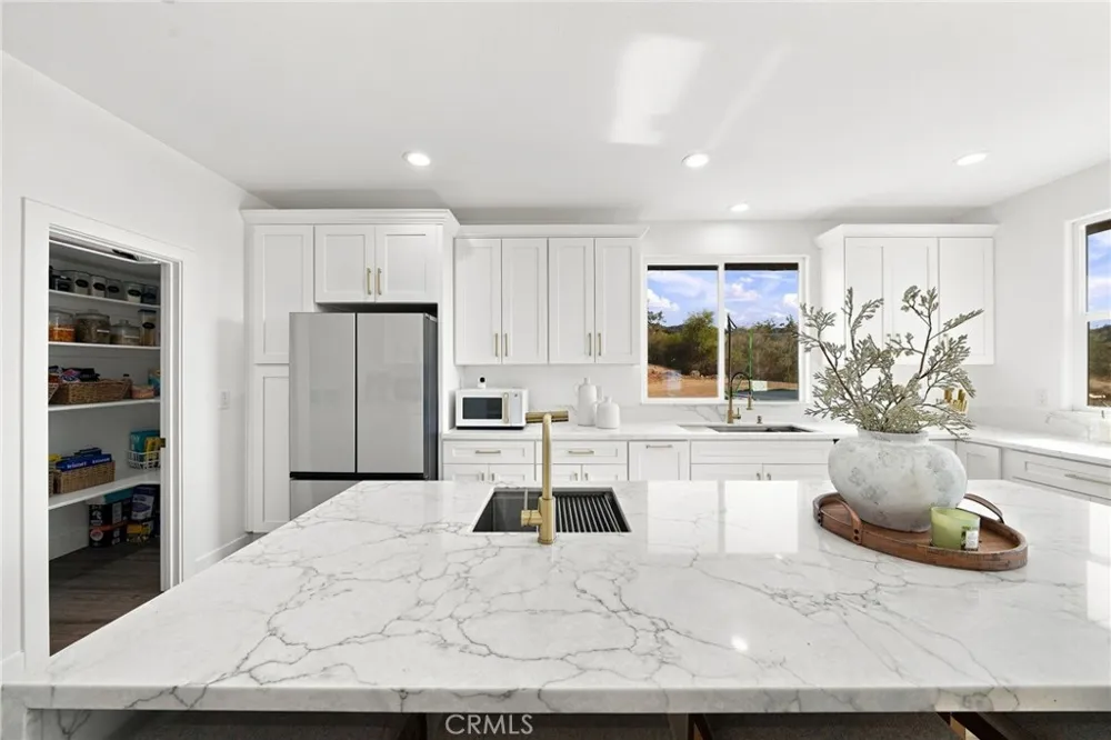 22443 Wybenga Lane Nuevo, CA 92567