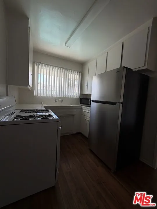 1244 4th Avenue Los Angeles, CA 90019