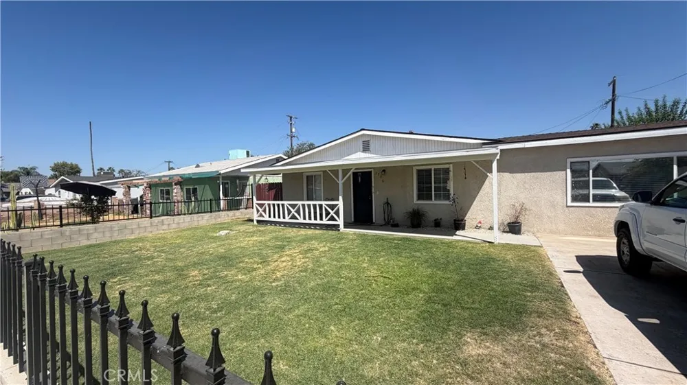 2700 Lum Ave Bakersfield, CA 93304
