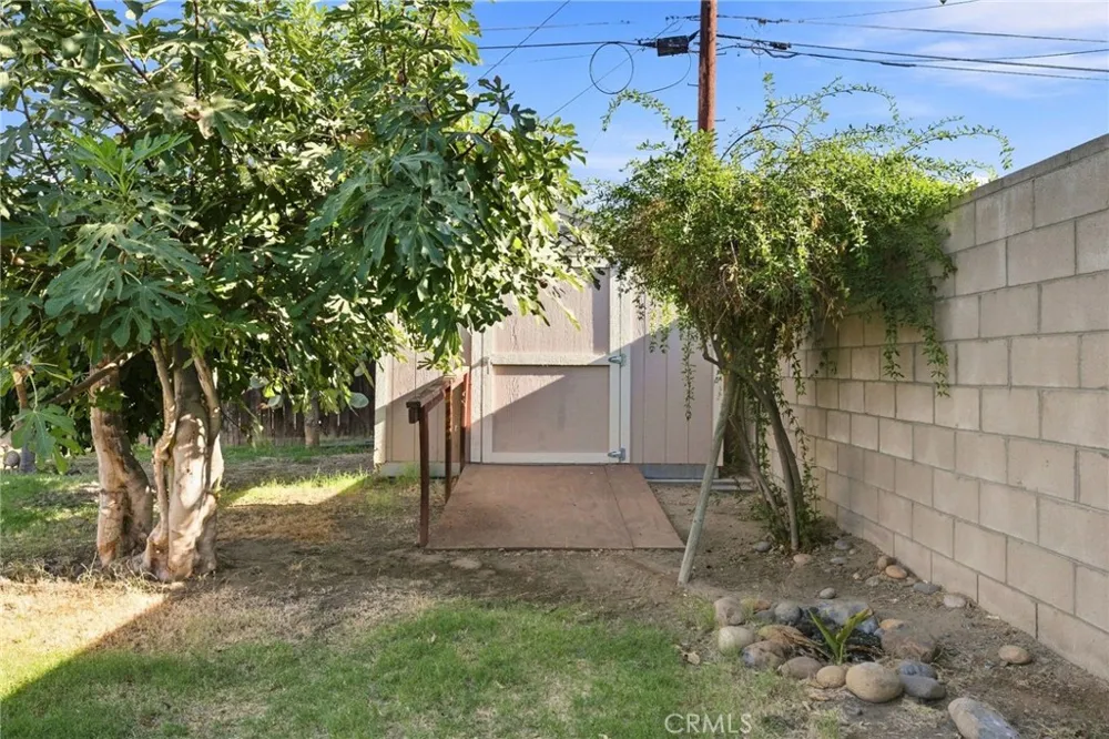 2700 Lum Ave Bakersfield, CA 93304