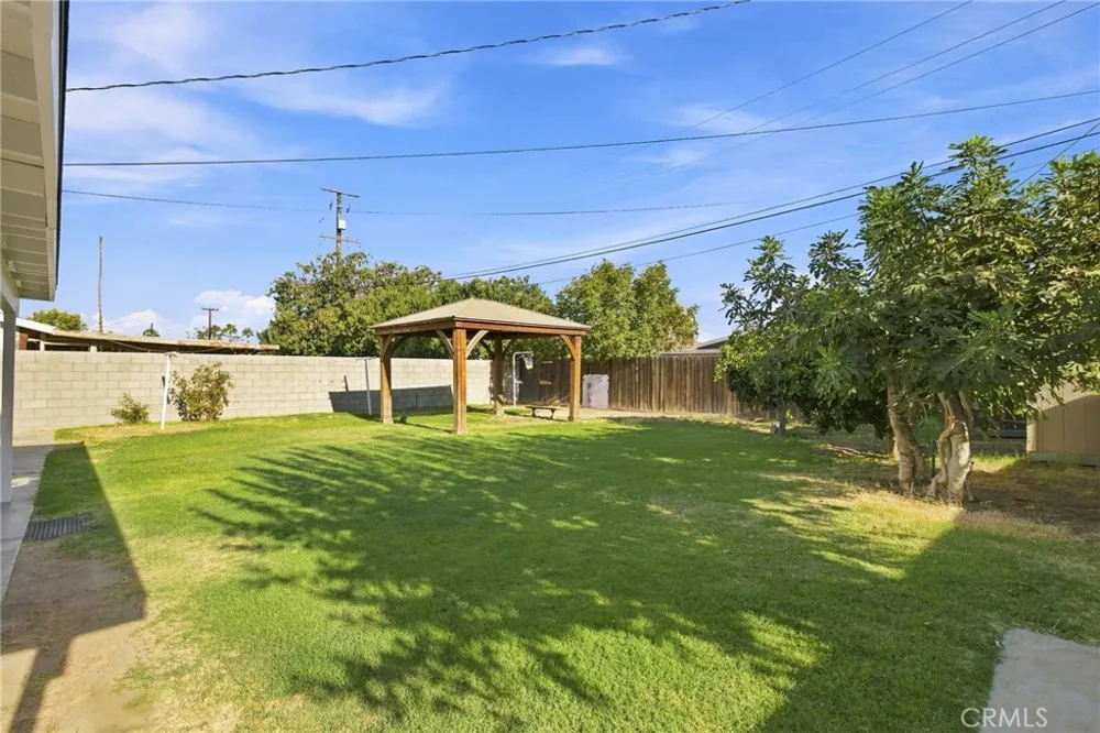 2700 Lum Ave Bakersfield, CA 93304