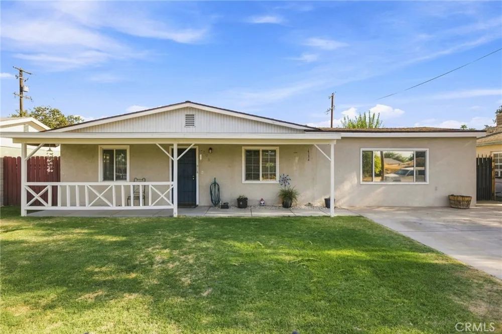 2700 Lum Ave Bakersfield, CA 93304