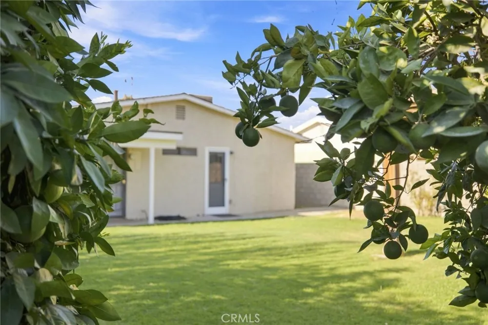 2700 Lum Ave Bakersfield, CA 93304