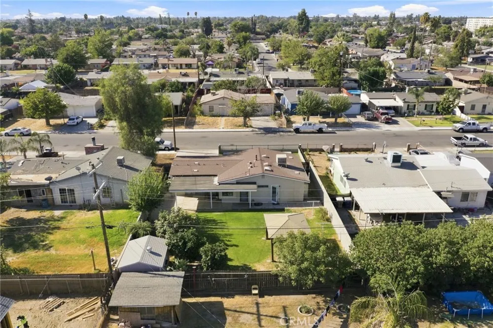 2700 Lum Ave Bakersfield, CA 93304