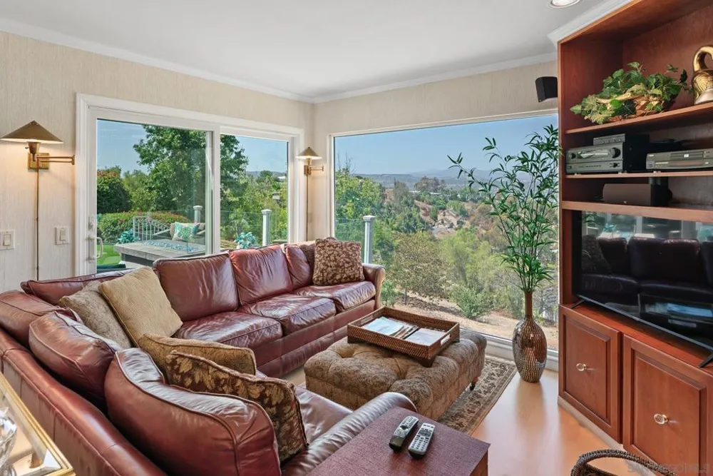11822 Northill Terrace Lakeside, CA 92040