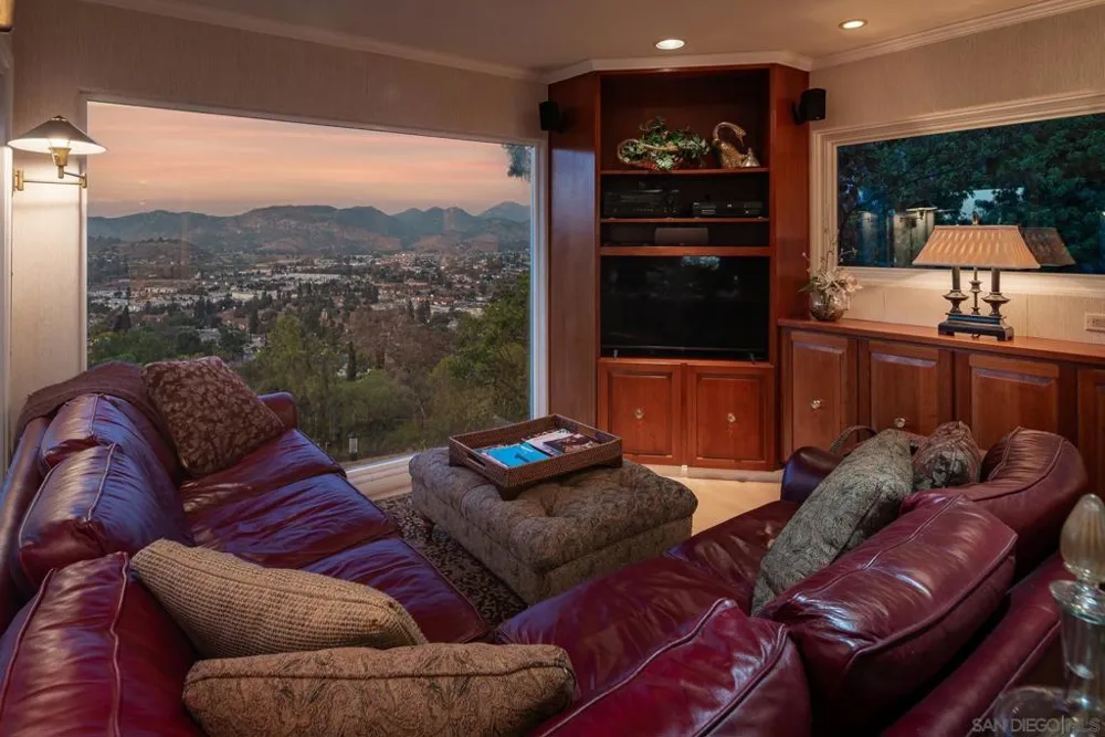 11822 Northill Terrace Lakeside, CA 92040