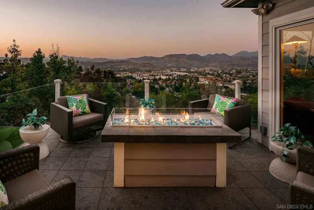 11822 Northill Terrace Lakeside, CA 92040
