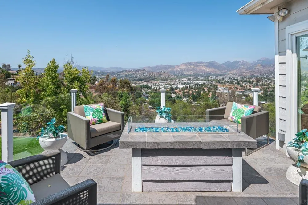 11822 Northill Terrace Lakeside, CA 92040