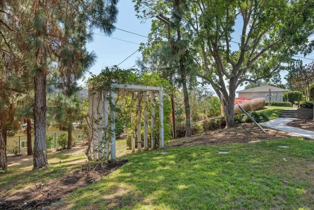 11822 Northill Terrace Lakeside, CA 92040