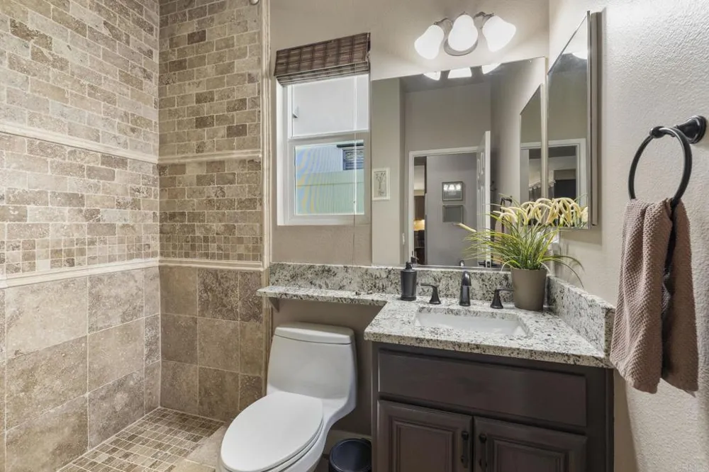 3693 Strata Drive Carlsbad, CA 92010