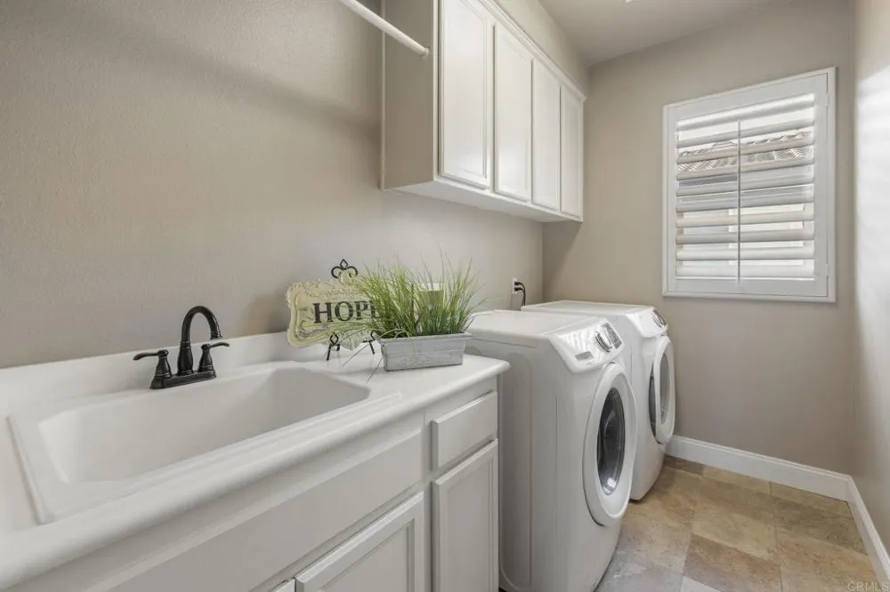 3693 Strata Drive Carlsbad, CA 92010