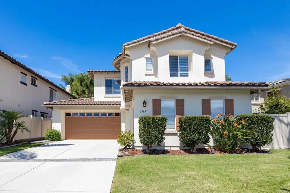 3693 Strata Drive Carlsbad, CA 92010