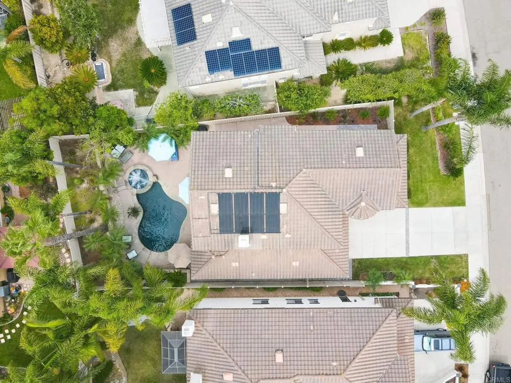 3693 Strata Drive Carlsbad, CA 92010