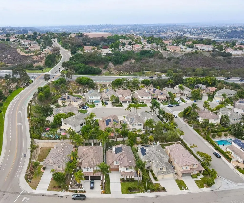 3693 Strata Drive Carlsbad, CA 92010