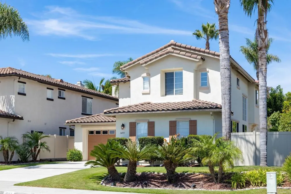 3693 Strata Drive Carlsbad, CA 92010
