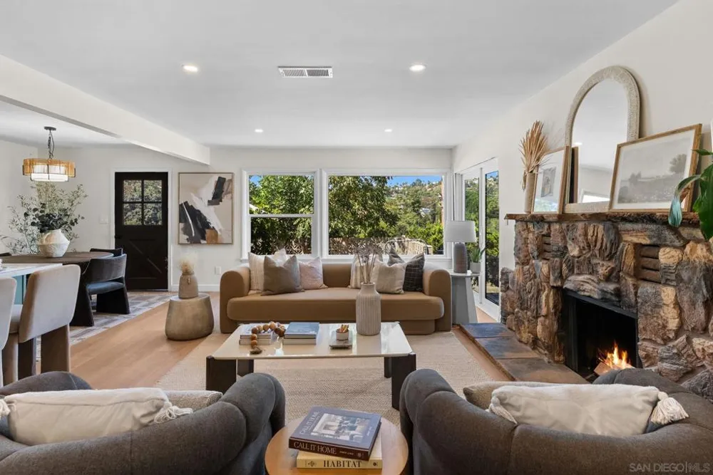 10765 Lupin La Mesa, CA 91941