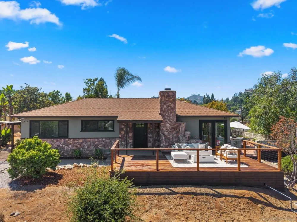 10765 Lupin La Mesa, CA 91941