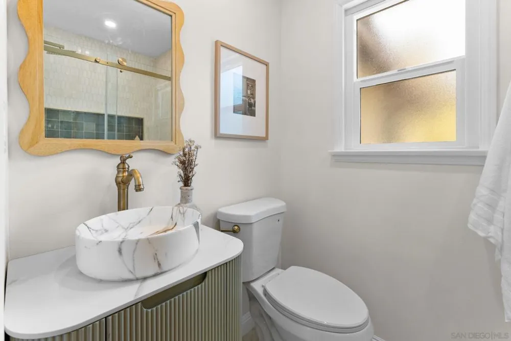 10765 Lupin La Mesa, CA 91941