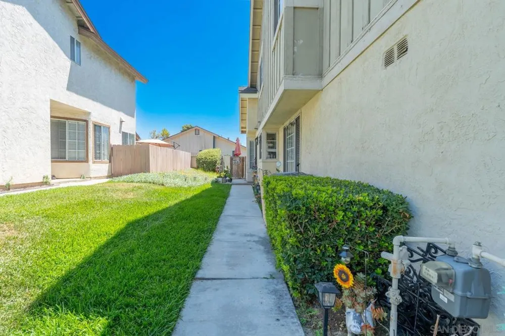2323 Manzana Way San Diego, CA 92139