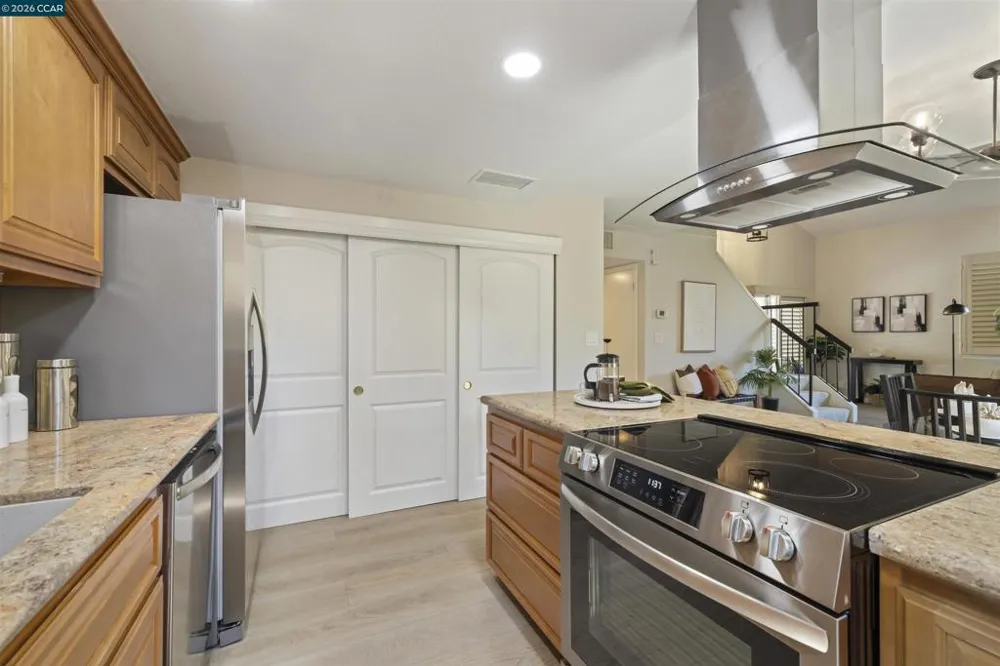 1881 Olmo Way Walnut Creek, CA 94598