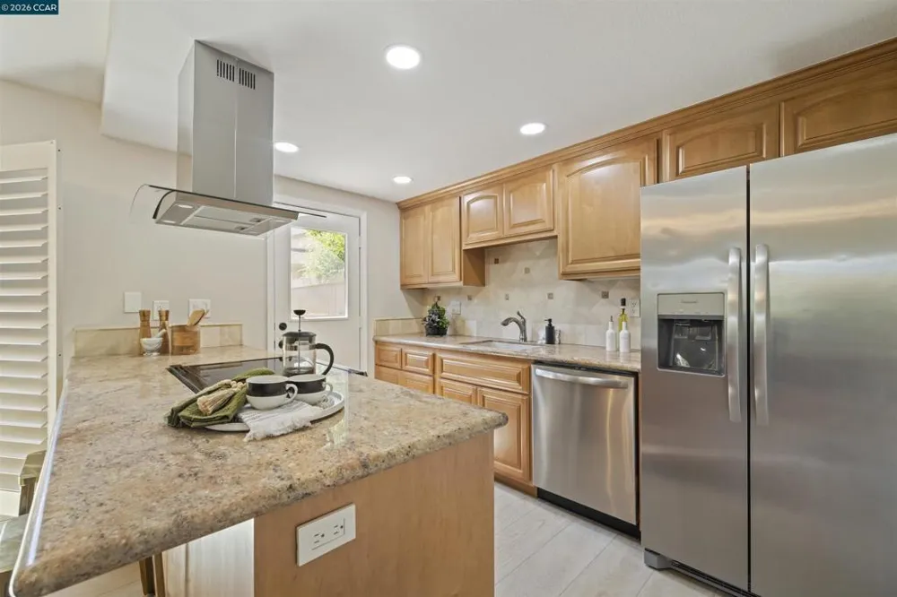 1881 Olmo Way Walnut Creek, CA 94598