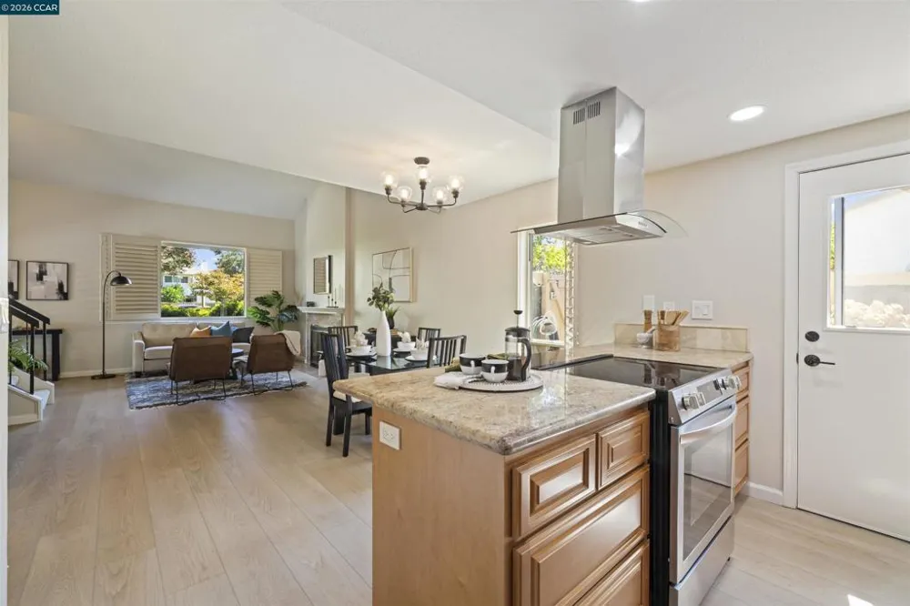 1881 Olmo Way Walnut Creek, CA 94598