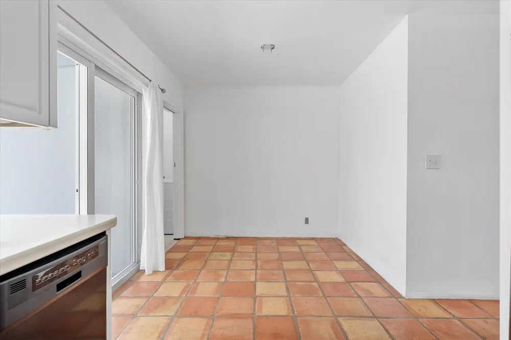 1400 NE 42nd Court Oakland Park, FL 33334