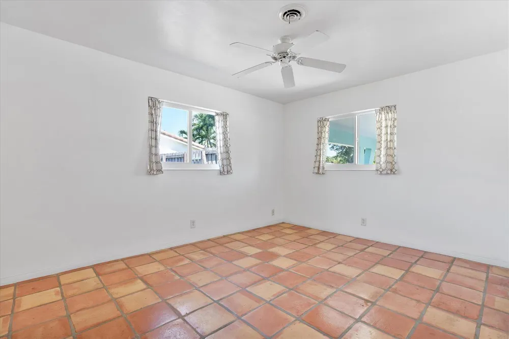 1400 NE 42nd Court Oakland Park, FL 33334