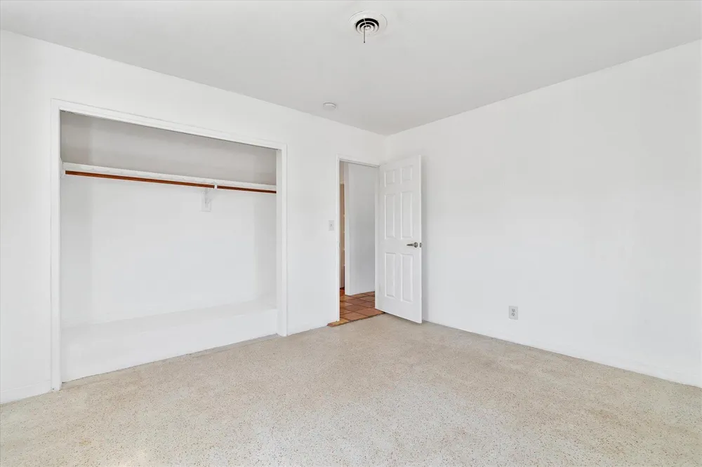 1400 NE 42nd Court Oakland Park, FL 33334