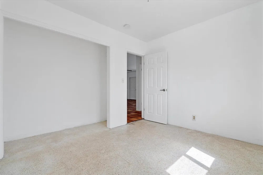 1400 NE 42nd Court Oakland Park, FL 33334