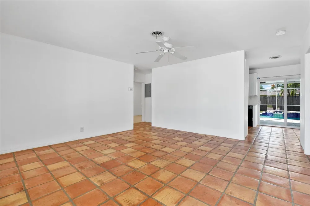 1400 NE 42nd Court Oakland Park, FL 33334