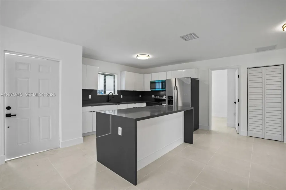 5819 NW 30th Ave #5819 Miami, FL 33142