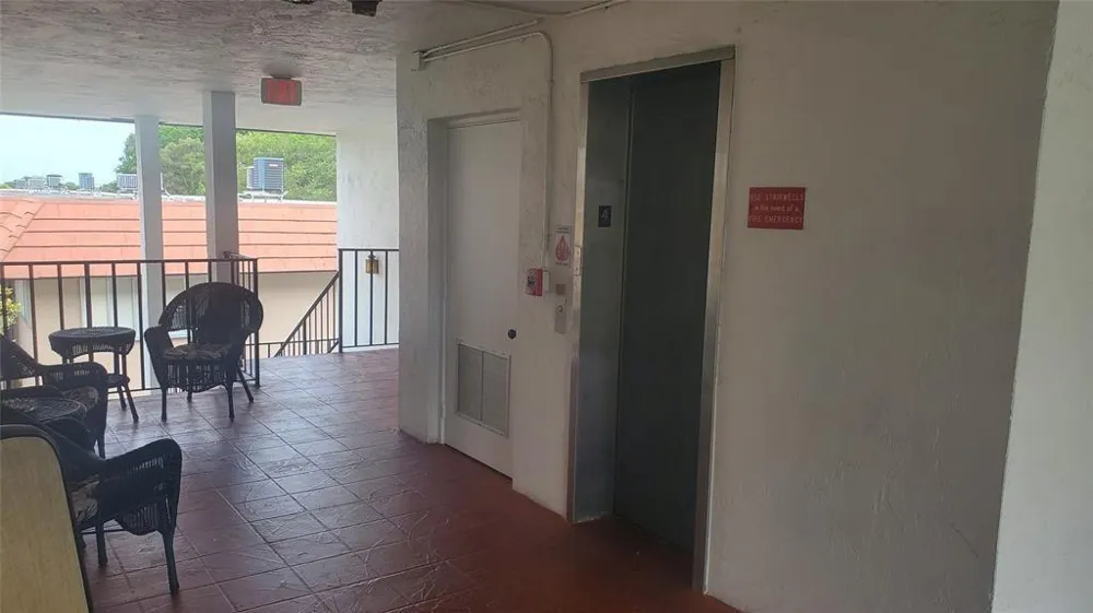3910 Crystal Lake Drive #403 Deerfield Beach, FL 33064