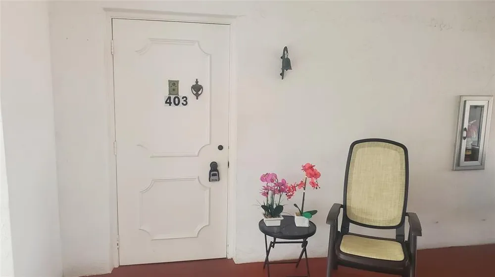 3910 Crystal Lake Drive #403 Deerfield Beach, FL 33064