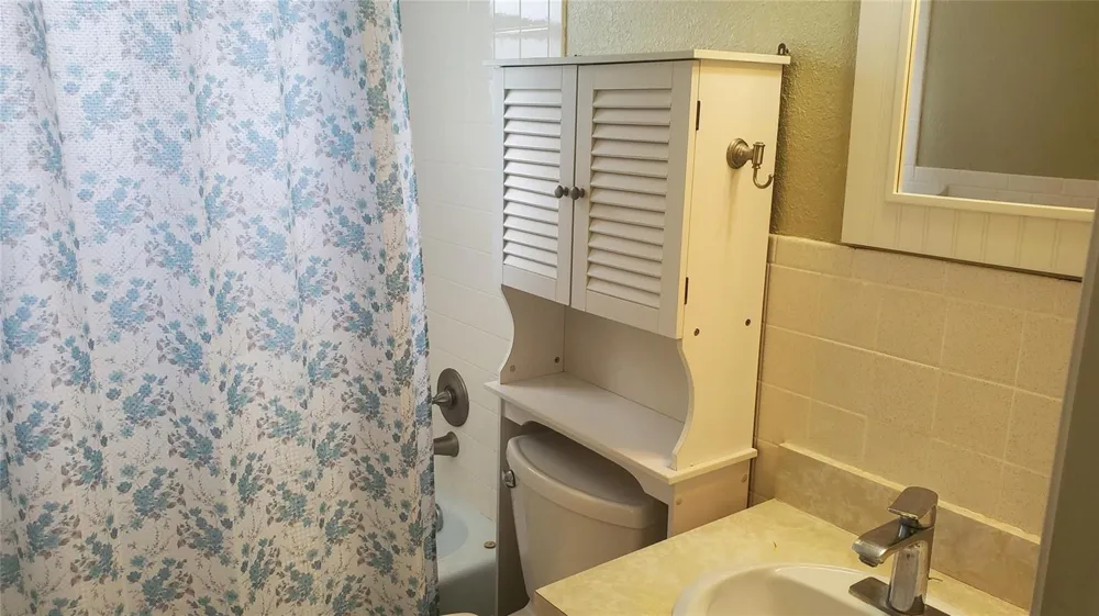3910 Crystal Lake Drive #403 Deerfield Beach, FL 33064