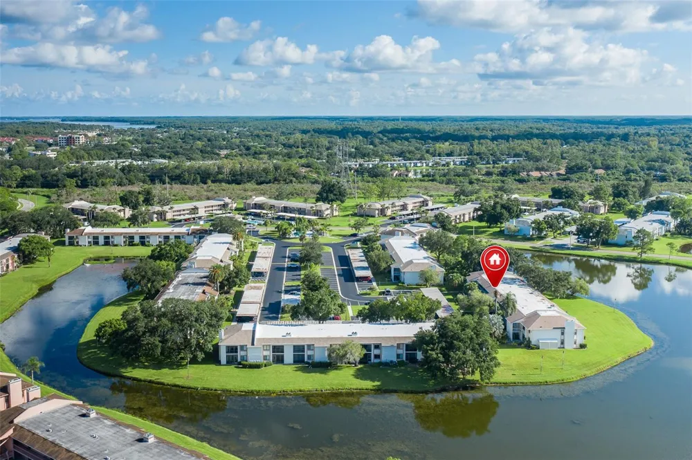 160 LAKEVIEW WAY #160 Oldsmar, FL 34677