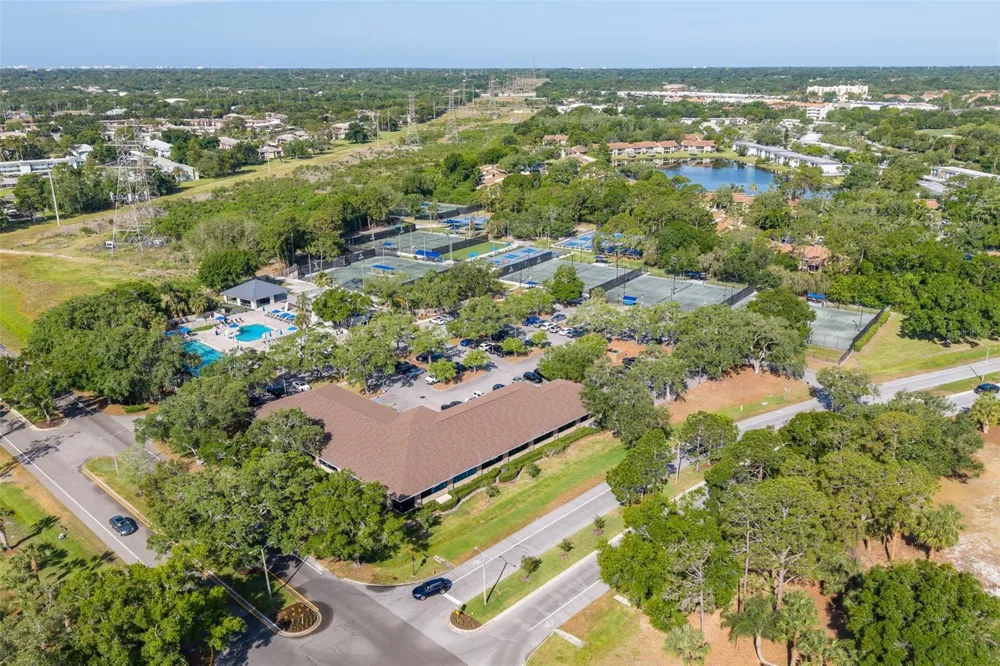 160 LAKEVIEW WAY #160 Oldsmar, FL 34677
