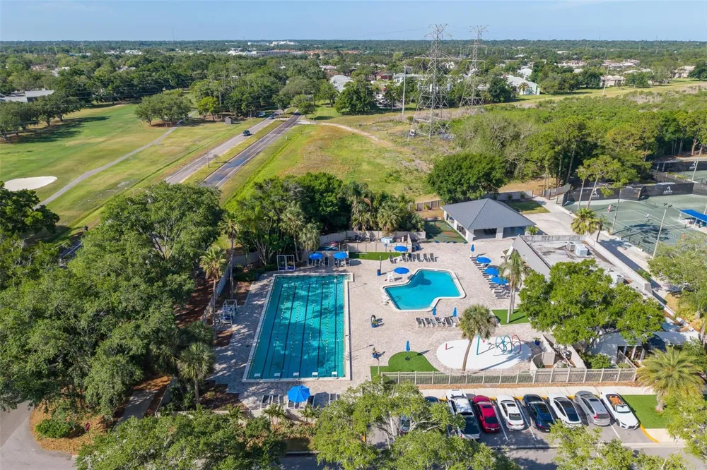 160 LAKEVIEW WAY #160 Oldsmar, FL 34677
