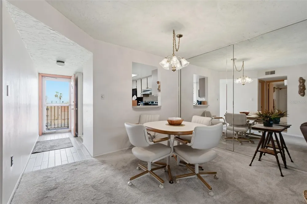 175 116TH AVENUE #206 Treasure Island, FL 33706