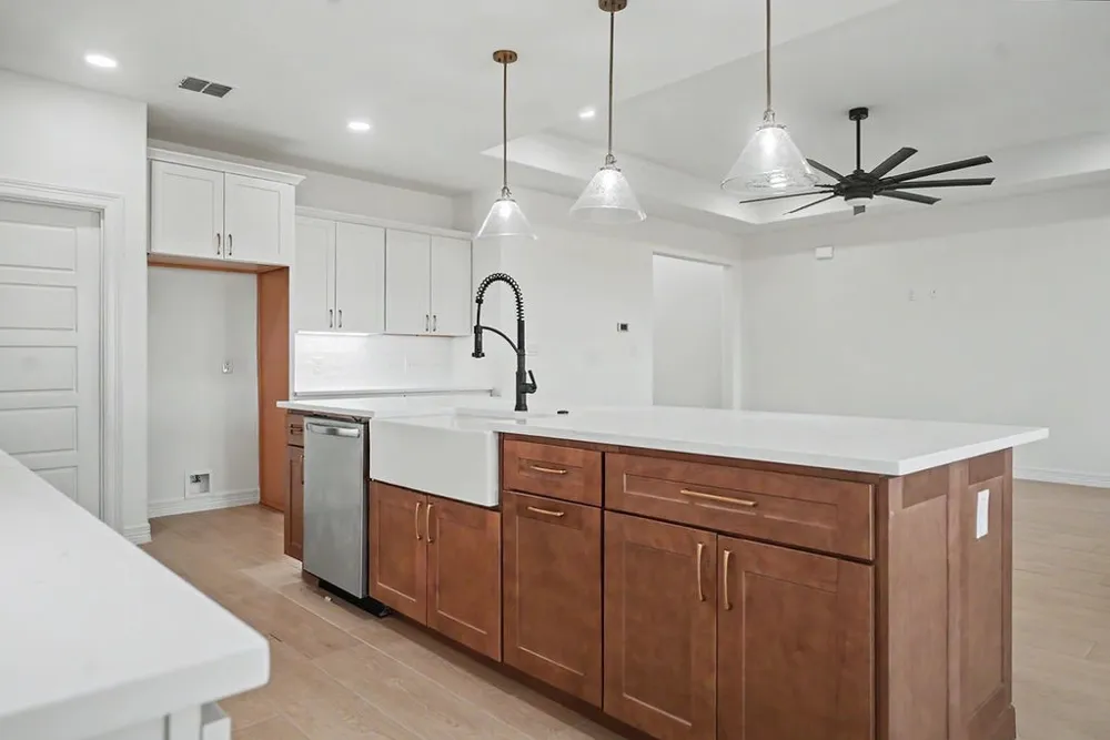 1814 Spoonbill Drive Portland, TX 78374