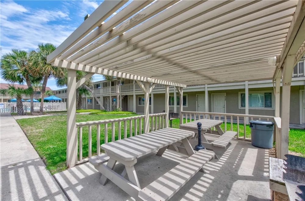 622 Beach Access Road 1a #214 Port Aransas, TX 78373