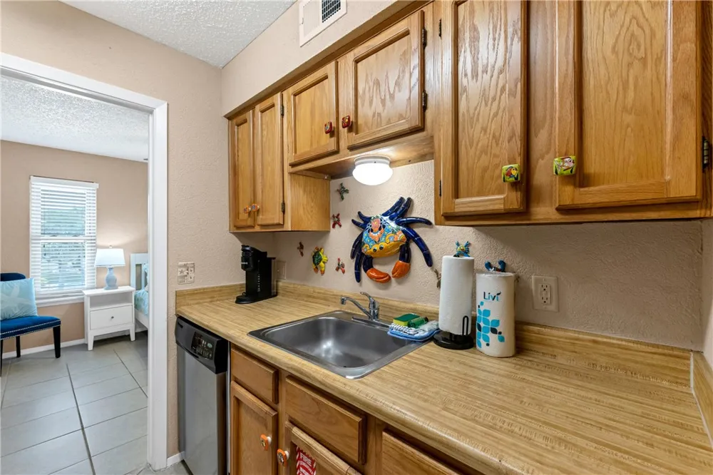 622 Beach Access Road 1a #214 Port Aransas, TX 78373