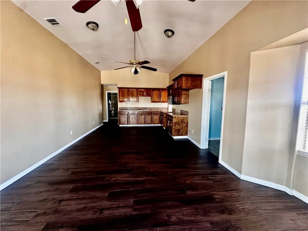 3206 County Road 44 Robstown, TX 78380