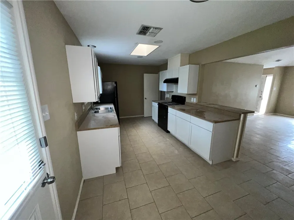 5322 Inverness Drive Corpus Christi, TX 78413