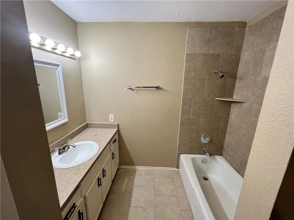 5322 Inverness Drive Corpus Christi, TX 78413